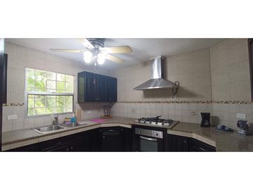 Brisas del Golf - exclusividad entre montañas $397k