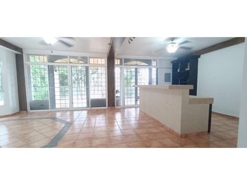Brisas del Golf - exclusividad entre montañas $397k