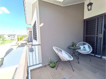 Ventar de Unifamiliar en Paseo del Norte Brisas del Golf