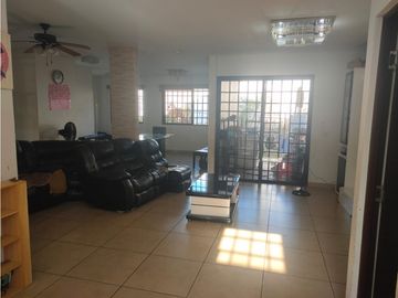 Ventar de Unifamiliar en Paseo del Norte Brisas del Golf