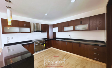 Preciosa casa en venta en Parque Querétaro, Lomas de Angelopolis III