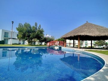 CASA EN VENTA EN CONDOMINIO