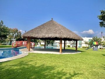 CASA EN VENTA EN CONDOMINIO