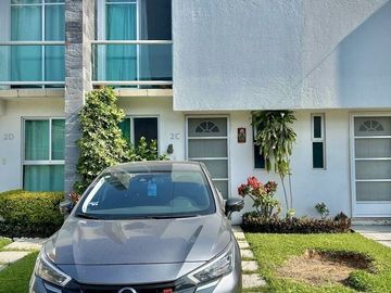 CASA EN VENTA EN CONDOMINIO
