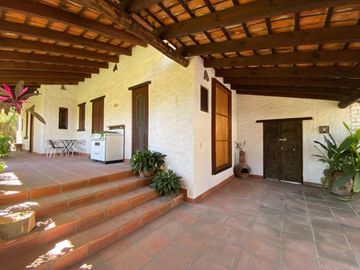 Casa en Condominio en Lomas de Jiutepec Jiutepec - CRB-1238-Cd#