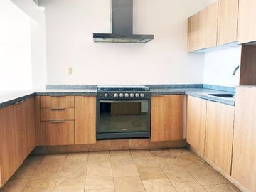 Departamento en venta en Torre Maestranza, Toscana, Lomas de Angelópolis con 3 habitaciones