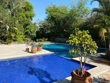 Casa en Condominio en Lomas de Jiutepec Jiutepec - CRB-1236-Cd#