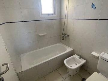 Departamento en venta de 1 dormitorio c/ cochera en Caballito