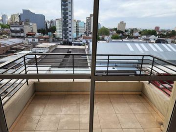 Departamento en venta en Lanus Este