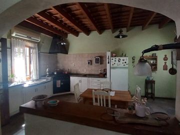 CASA APTA CREDITO. 3 DORMITORIOS. DESAMPARADOS