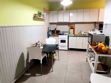 Casa 5 ambientes en venta 6ta secc + casa industri