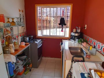 Casa 5 ambientes en venta 6ta secc + casa industri