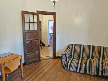 VENTA CASA 6 AMBIENTES  JARDIN Y PILETA EN OLIVOS