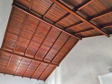VENTA CASA 6 AMBIENTES  JARDIN Y PILETA EN OLIVOS