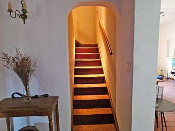 VENTA CASA 6 AMBIENTES  JARDIN Y PILETA EN OLIVOS