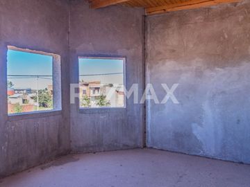 VENTA! CASA DE 85M2 A TERMINAR | FDEZ ORO