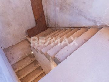 VENTA! CASA DE 85M2 A TERMINAR | FDEZ ORO