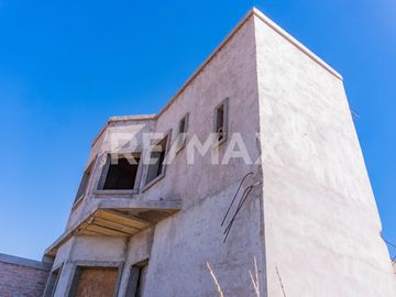 VENTA! CASA DE 85M2 A TERMINAR | FDEZ ORO