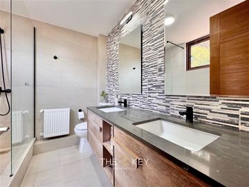 Casa en Venta en Helsby - Valenzuela Puelma