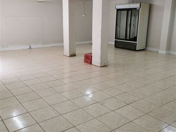 Local Comercial en Venta en Sargento Candelaria 8700