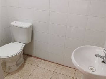 Local Comercial en Venta en Sargento Candelaria 8700