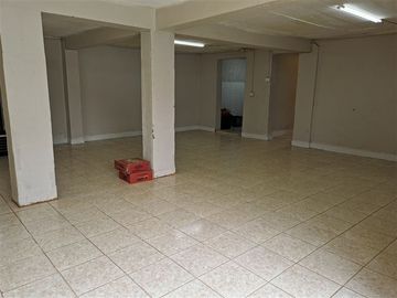 Local Comercial en Venta en Sargento Candelaria 8700