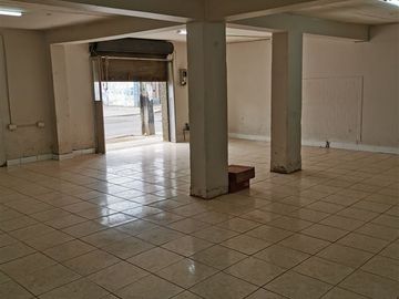 Local Comercial en Venta en Sargento Candelaria 8700