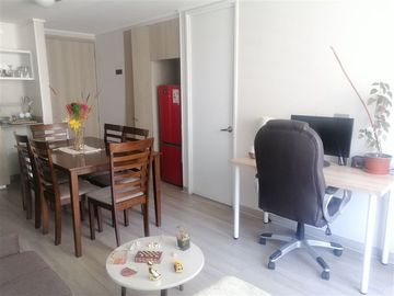 Departamento en Venta en Américo Vespucio con Las Torres