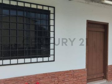 FINCA EN VENTA DE 1 HECTAREA