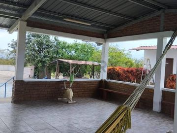 FINCA EN VENTA DE 1 HECTAREA