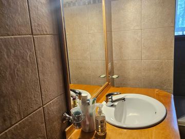 Venta Casa Impecable en Barrio Lomas del Correntoso
