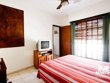 PH en venta 4 amb con terraza y patio - Olivos