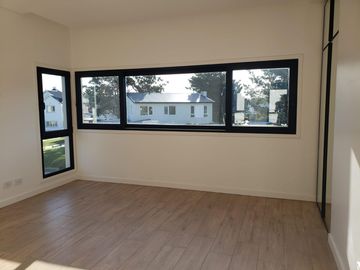 VENDO CASA A ESTRENAR EN RUMENCO JOVEN CON PARQUE Y GARAJE - GALERIA CON PARRILLA