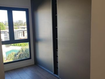VENDO CASA A ESTRENAR EN RUMENCO JOVEN CON PARQUE Y GARAJE - GALERIA CON PARRILLA