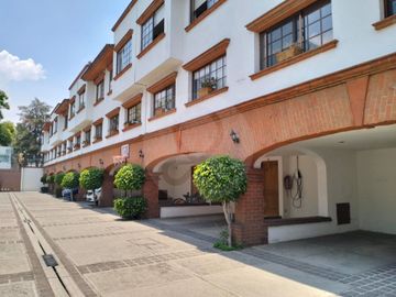 Casa en condominio en venta en Del Valle Centro