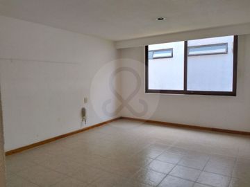 Casa en condominio en venta en Del Valle Centro