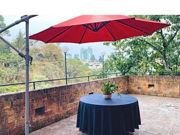 Casa en condominio en venta en Bosques de las Lomas