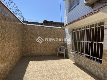 Casa en Venta en Av 3 Poniente / Los Zarzales