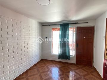 Casa en Venta en Av 3 Poniente / Los Zarzales