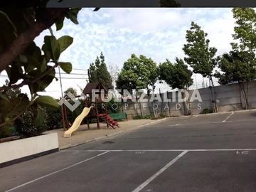 Departamento en Venta en Frente al mall Arauco Maipú