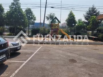 Departamento en Venta en Frente al mall Arauco Maipú