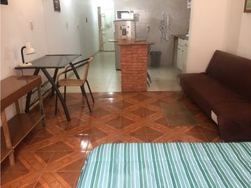 CASA EN VENTA EN CEDRITOS RENTABLE CON 6 APARTAMENTOS AMOBLADOS