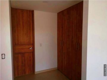 Apartamento en venta exterior con balcón, en Nicolas de Federman