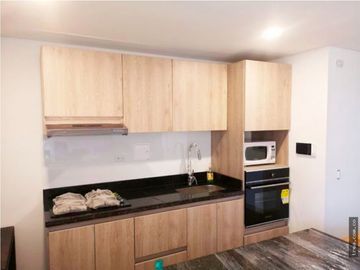 Apartamento en venta exterior con balcón, en Nicolas de Federman