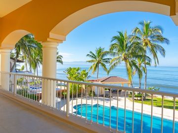PRECIOSA RESIDENCIA EN NUEVO VALLARTA