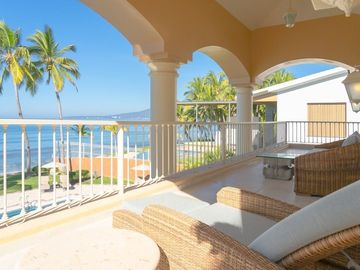 PRECIOSA RESIDENCIA EN NUEVO VALLARTA