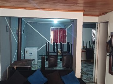 VENTA CASA 2HAB 1BA TALCA