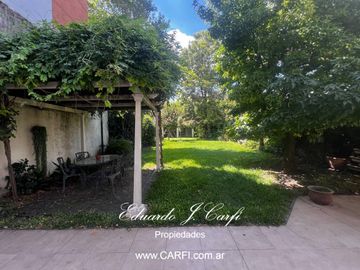 Casa en  Venta 4 ambientes- Castelar Sur