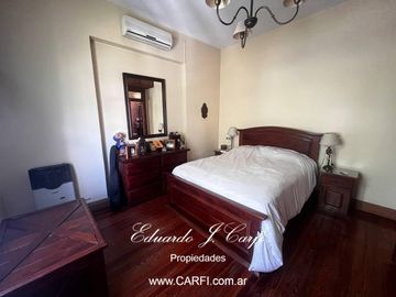 Casa en  Venta 4 ambientes- Castelar Sur