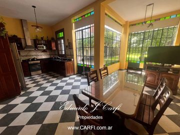 Casa en  Venta 4 ambientes- Castelar Sur